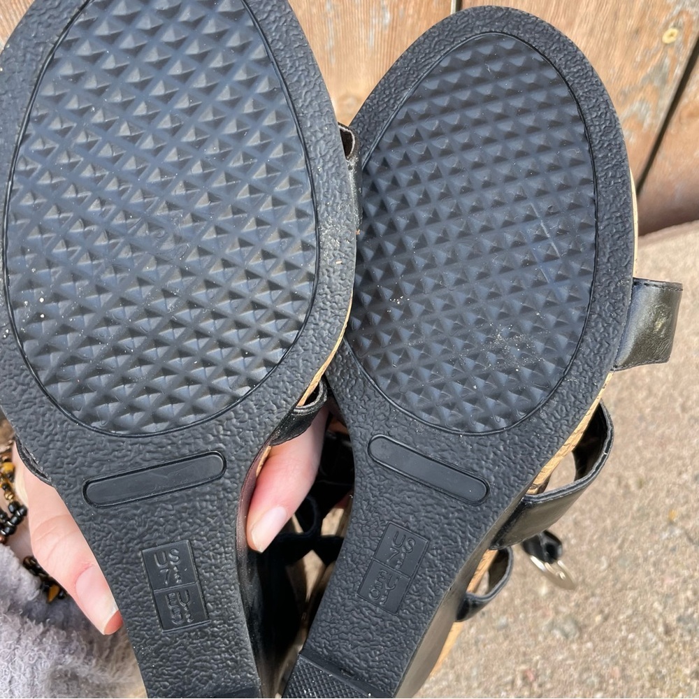 AEROSOLES Women’s Summer Plush Black Brown Strappy Wedge Sandal Size 7.5 - Picture 8 of 9